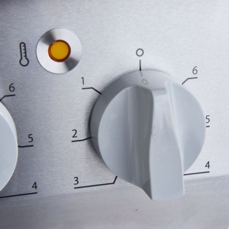 Fourneau 4 feux électriques sur four électrique ventilé GN1/1 - 600x400 - v5
