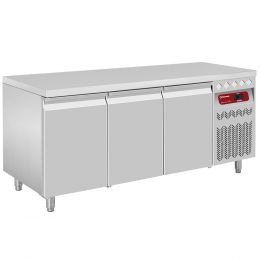 Table réfrigérée centrale ventilée, 3 portes, GN1/1, 405 Lit., tropicalisée