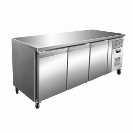 Desserte réfrigérée centrale gastro 3 portes Prof. 700 mm, tropicalisée